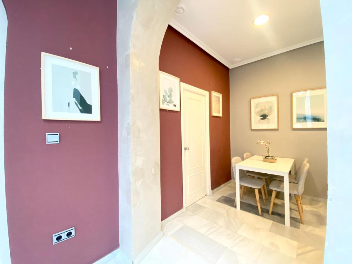 Apartamento Colon 1451 - Pleno Centro Y Wifi Gratis Cádiz Exterior foto