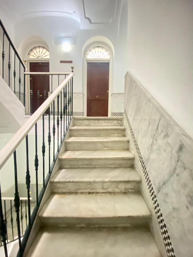 Apartamento Colon 1451 - Pleno Centro Y Wifi Gratis Cádiz Exterior foto